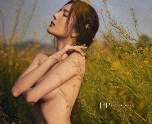 MMlive chia sẽ bộ ảnh nàng thơ Lilly Luta 9 Ở góc độ nào thì cô nàng cũng rất quyến rũ