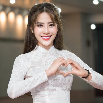 MMlive - Nam Em khoe dáng với trang phục kín đáo nhưng nóng bỏng 1 MMlive giới thiệu một hình ảnh Nam Em mới lạ sau nhiều biến cố