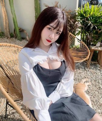 MMlive Phát hiện gái xinh sở hữu body cực phẩm vòng 1 3 Nàng thơ nhan sắc nóng bỏng