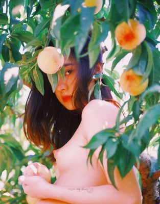 MMlive Qinwei Yingjie người đẹp mới nổi “nóng bỏng” sexy 2 MMlive vóc dáng bốc lửa cùng khuôn mặt ngây thơ của cô nàng