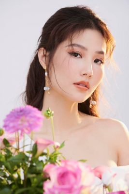 MMLive - Ngỡ Ngàng Trước Vẻ Đẹp Bốc Lửa Không Thể Rời Mắt Của Diễm My 9X 1 MMLive Diễm My 9x là ai bạn đã biết chưa?