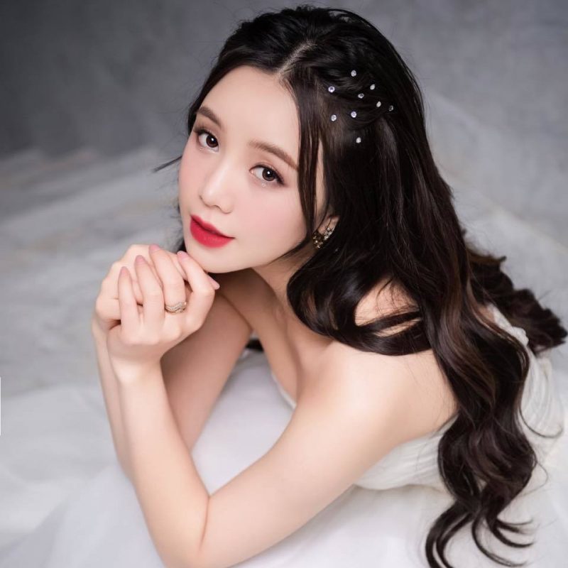MMLive - Quỳnh Kool Đốn Tim Khán Giả Nhờ Vẻ Đẹp Trong Sáng Thuần Khiết 1 MMLive Bạn đã biết Quỳnh Kool là ai chưa?