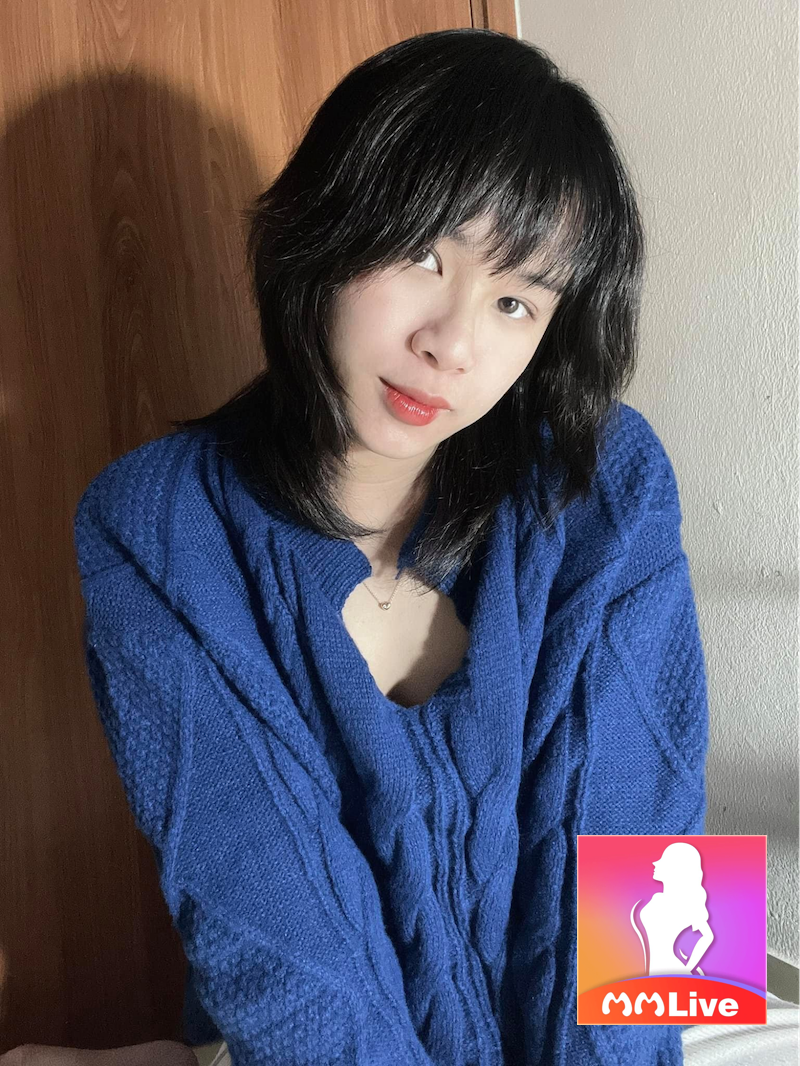 Điểm mặt dàn gái xinh WeLax - Cuộc sống phía sau những clip hài triệu view 15 Nickname của Thúy Hiền