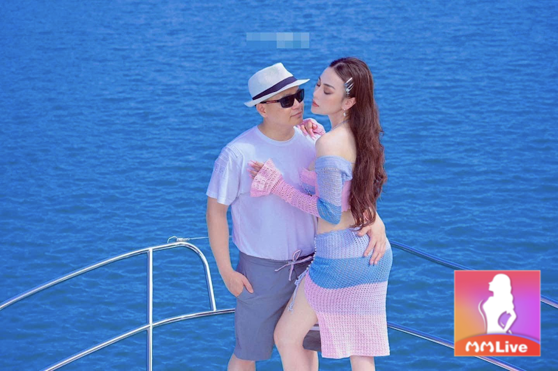 Phương Oanh vừa làm chính thất lại bị cõi mạng chê lố lăng 3 Bộ ảnh đi biển